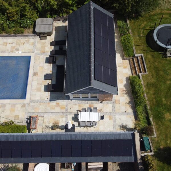 29 x REC Alpha Black 400w solar panels installed March 2022